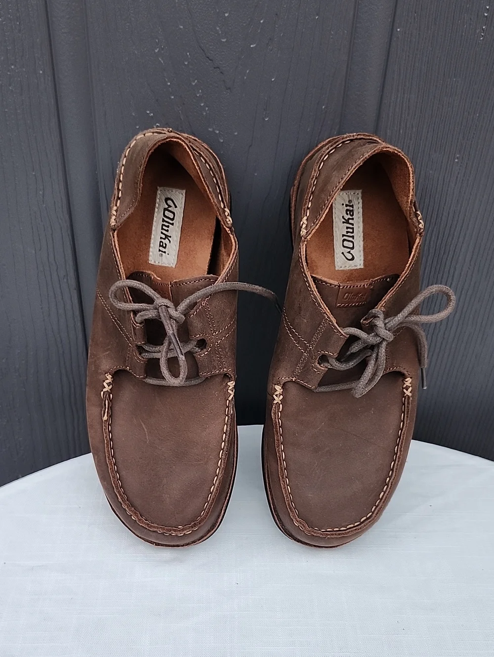 OluKai Men’s Leather Chukka Boots in Brown